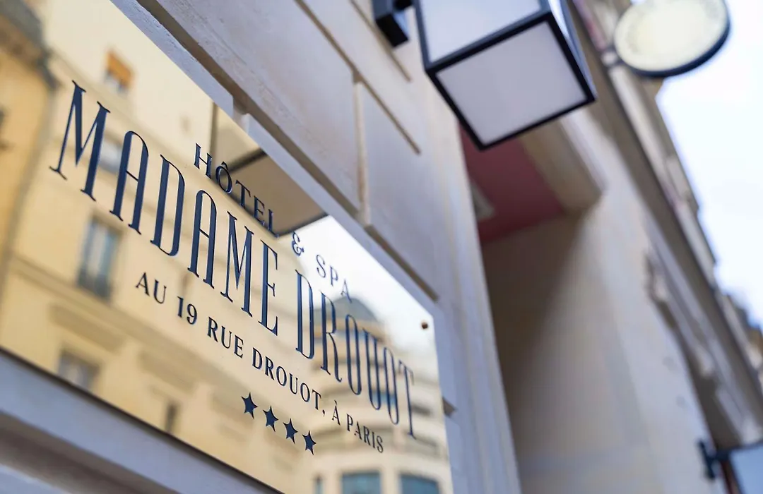 Madame Drouot & Spa - Opera-1